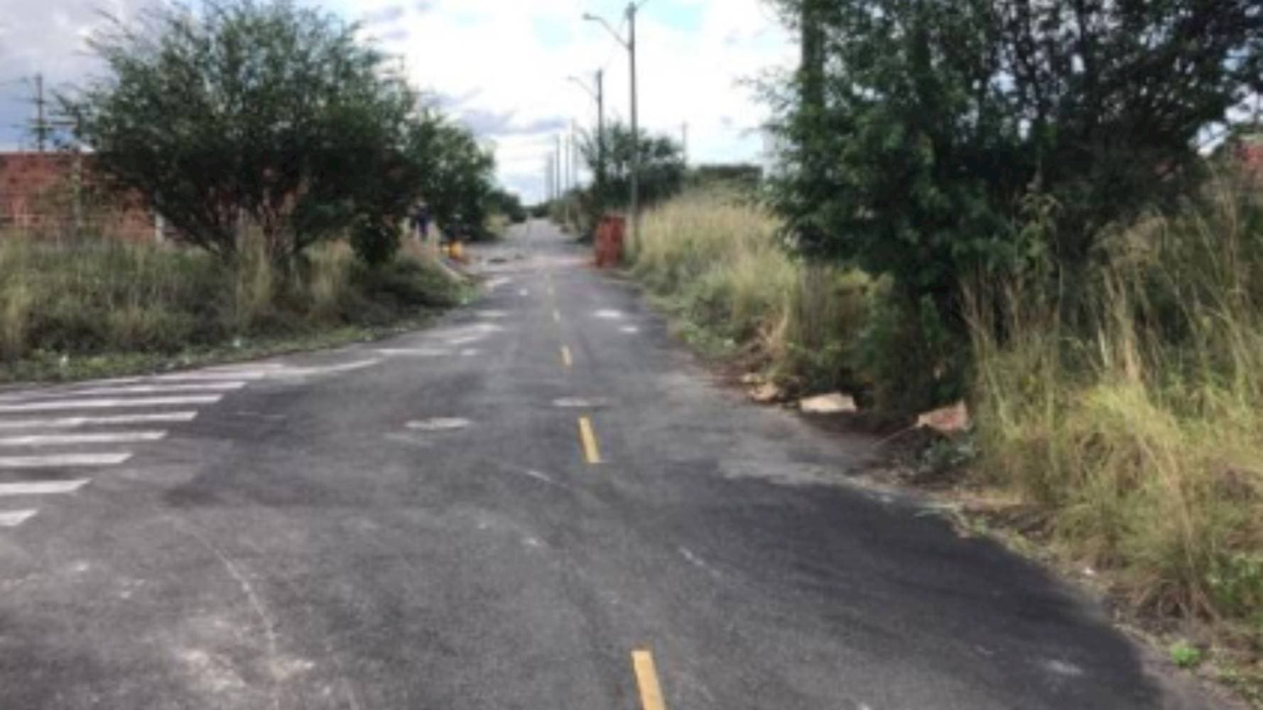 Foto 3 de 4: Terreno em leilão em Feira de Santana - BA — Terreno no Loteamento Vivari Feira de Santana - Registro - Feira de Santana/BA