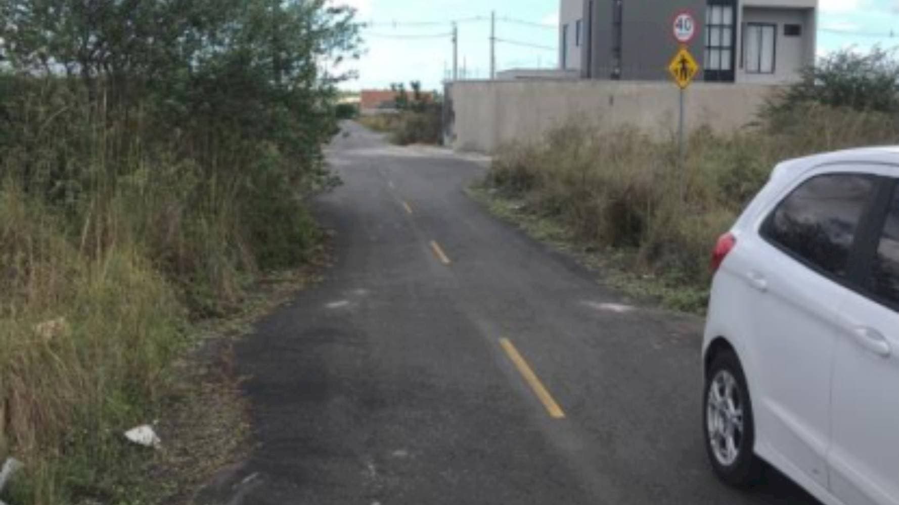 Foto 4 de 4: Terreno em leilão em Feira de Santana - BA — Terreno no Loteamento Vivari Feira de Santana - Registro - Feira de Santana/BA