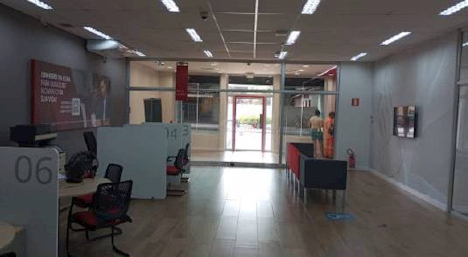 Foto 5 de 15: Terreno em leilão em Indiaporã - SP — Ex-agência no Centro em Indiaporã/SP