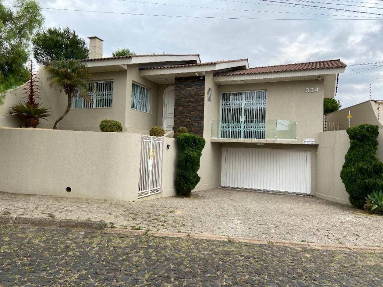 Foto 1 de 21: Casa em leilão em Ponta Grossa - PR — Casa em Orfas - Ponta Grossa/PR