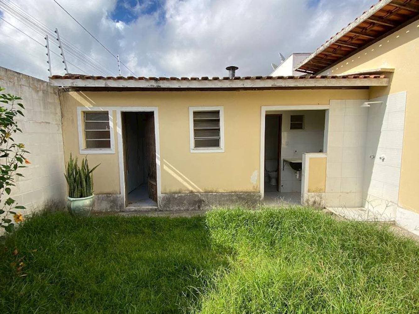 Foto 3 de 22: Casa em leilão em Feira de Santana - BA — Casa na Conceição em Feira de Santa/BA