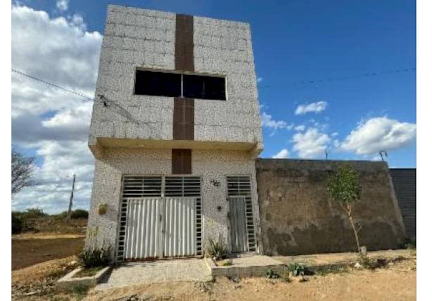 Foto 3 de 3: Casa em leilão em Santa Cruz do Capibaribe - PE — Casa na Dona Dom em Santa Cruz do Capibaribe/PE