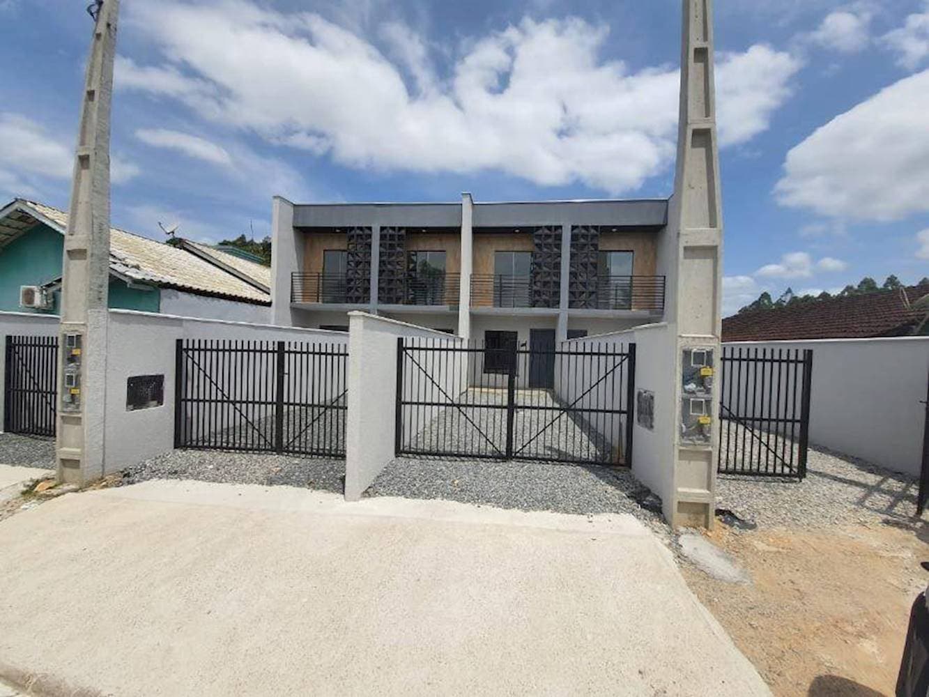 Foto 2 de 16: Casa em leilão em Araquari - SC — Casa no Itinga - Araquari/SC