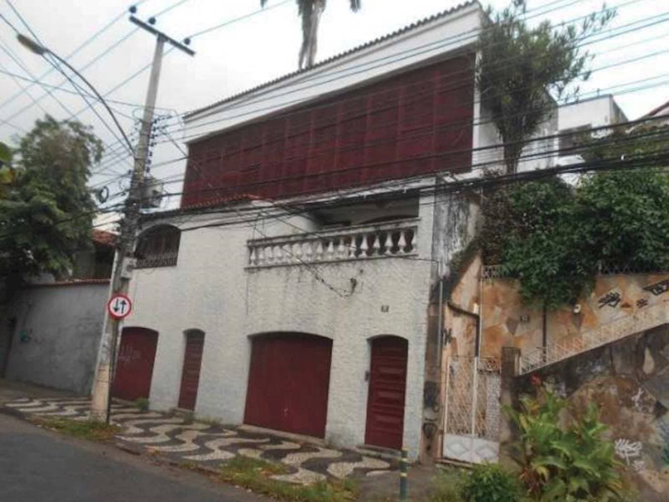 Foto 1 de 13: Casa em leilão em Rio de Janeiro - RJ — Casa em Lins de Vasconcelos - Rio de Janeiro/RJ
