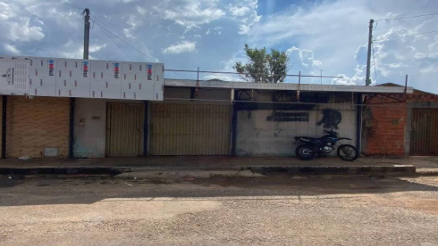 Foto 1 de 3: Casa em leilão em Anápolis - GO — Casa no Residencial Jardim Itália I - Anápolis/GO