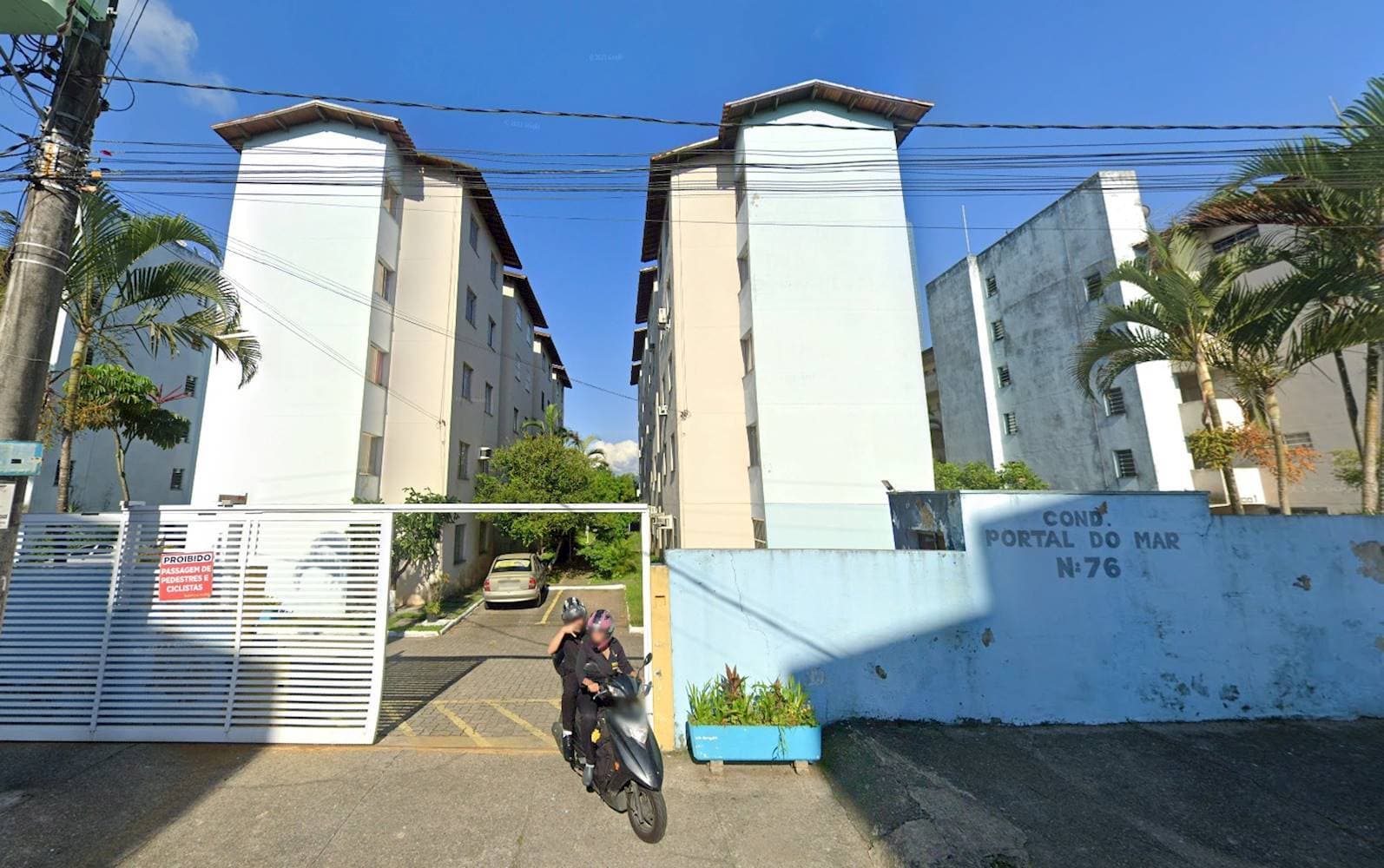 Foto 1 de 3: Apartamento em leilão em São Vicente - SP — Apartamento no "Residencial Portal do Mar" - Vila Samaritá - São Vicente/SP