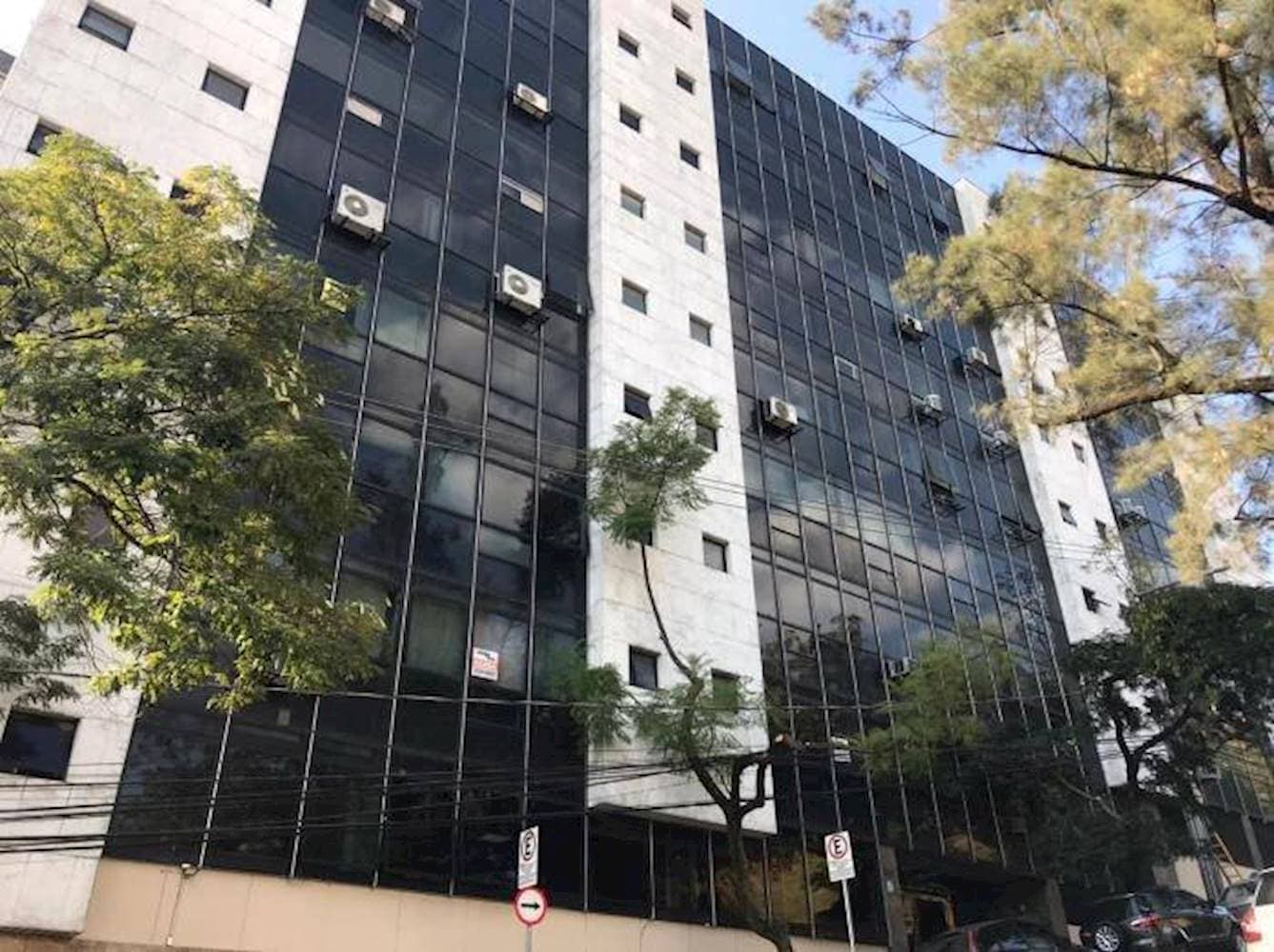 Foto 3 de 17: Comercial em leilão em Belo Horizonte - MG — Sala Comercial em Cruzeiro - Belo Horizonte/MG
