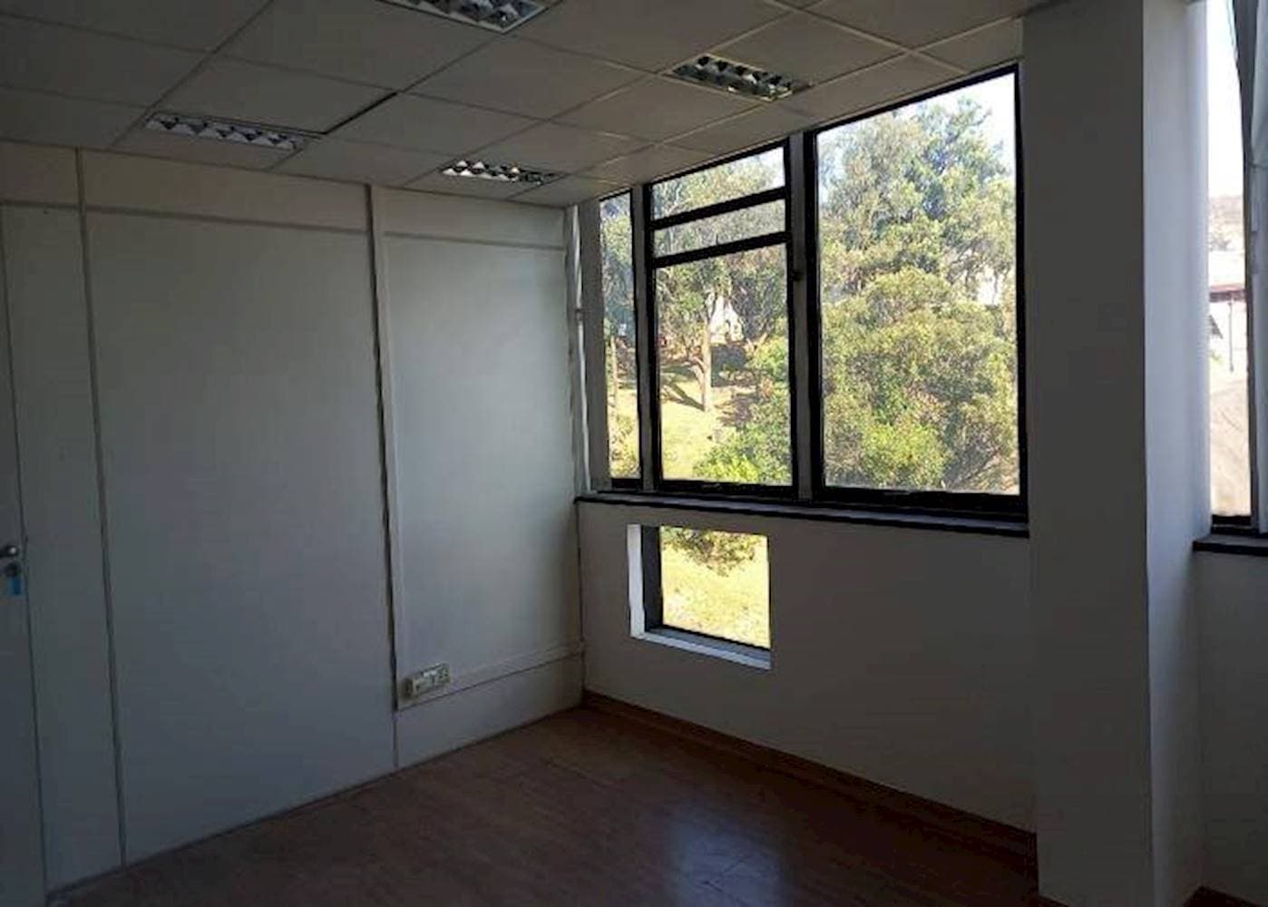 Foto 13 de 17: Comercial em leilão em Belo Horizonte - MG — Sala Comercial em Cruzeiro - Belo Horizonte/MG