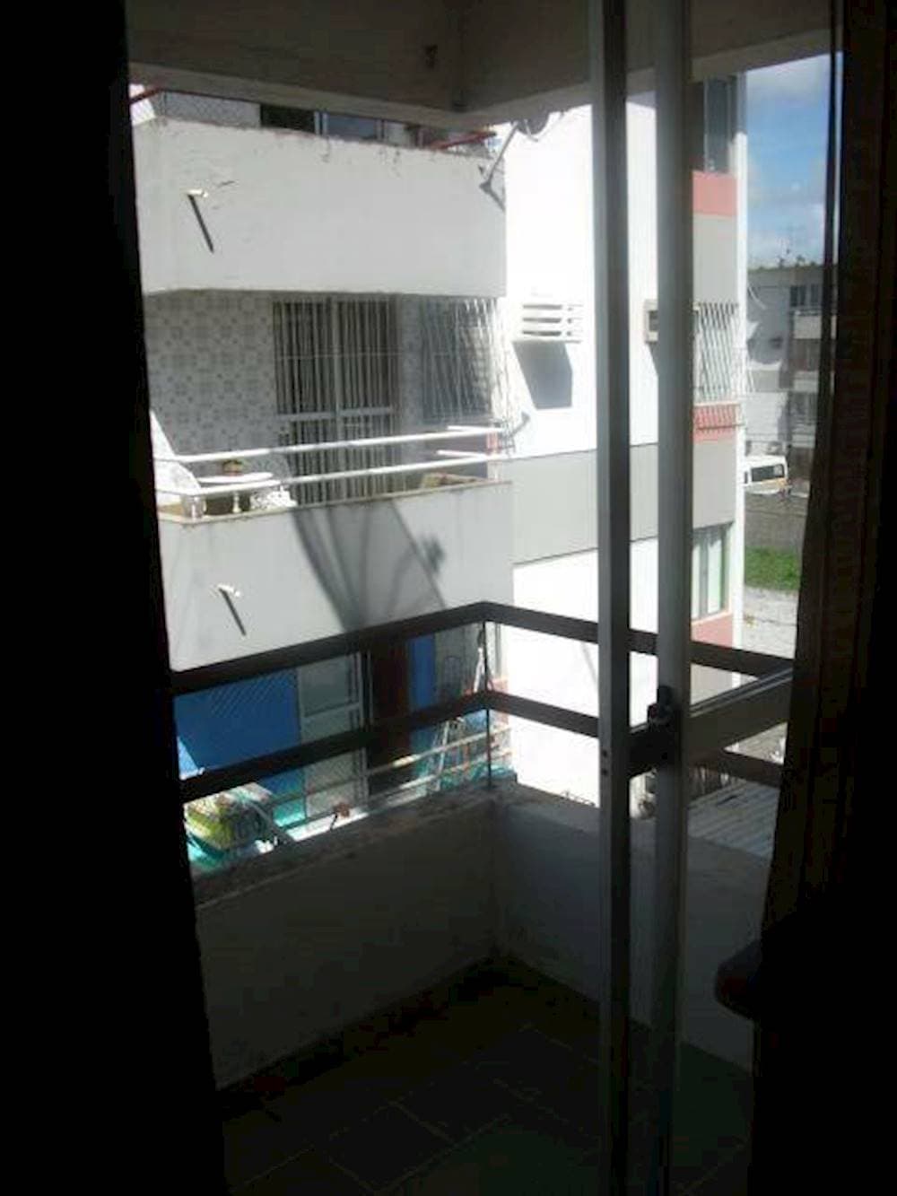 Foto 8 de 13: Apartamento em leilão em Jaboatão dos Guararapes - PE — Apartamento em Candeias - Jaboatão Dos Guararapes/PE