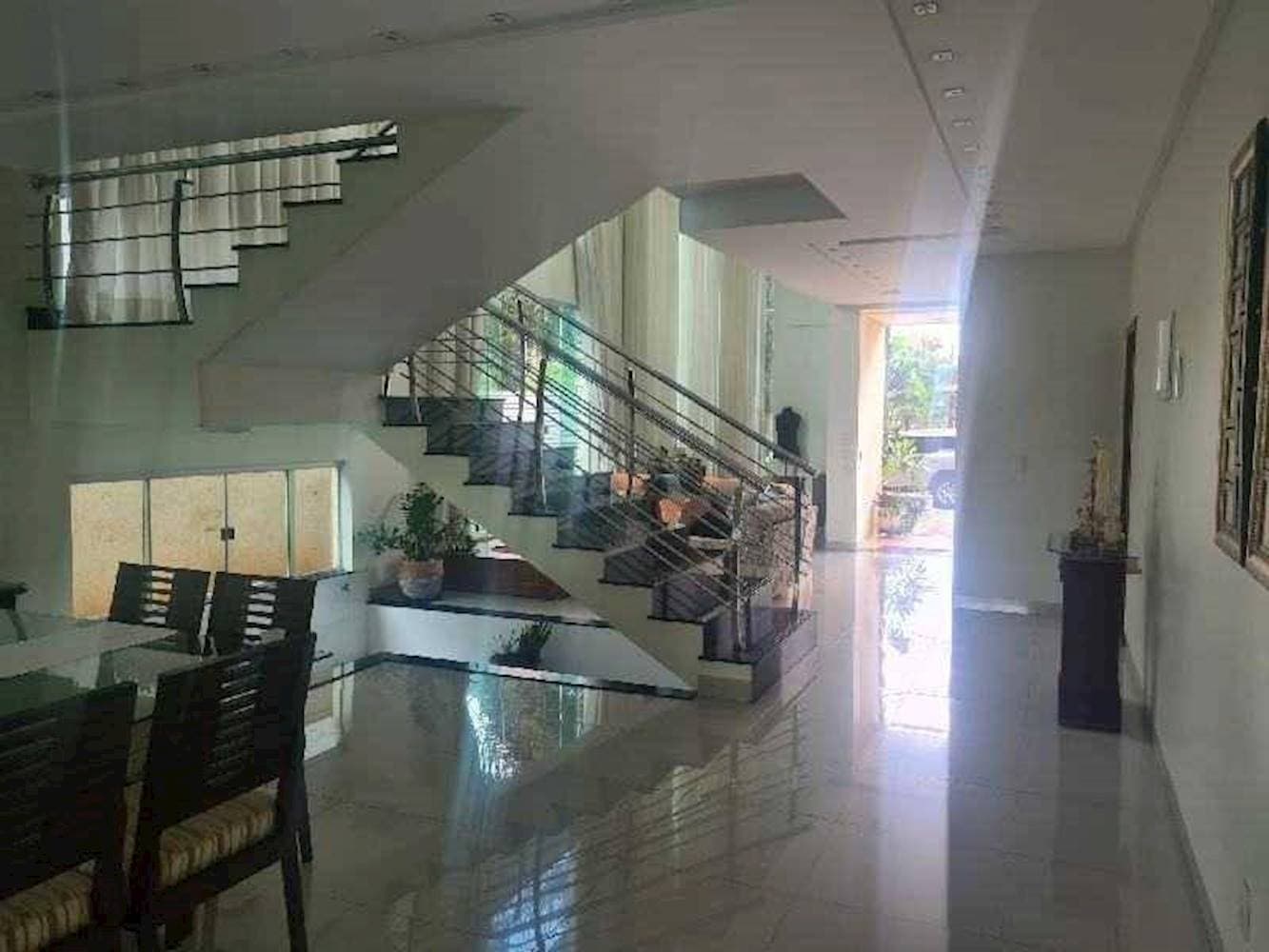 Foto 32 de 60: Casa em leilão em Goiânia - GO — Casa no Condomínio Do Lago I - Goiânia/GO