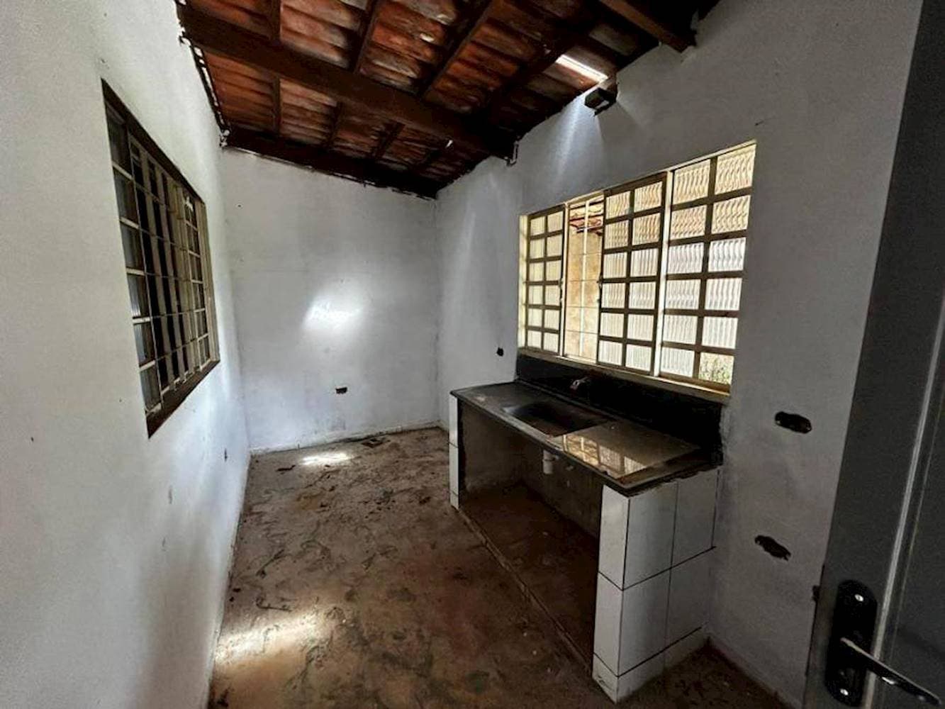 Foto 6 de 13: Casa em leilão em Goiânia - GO — Casa no Jardim Liberdade - Goiânia/GO