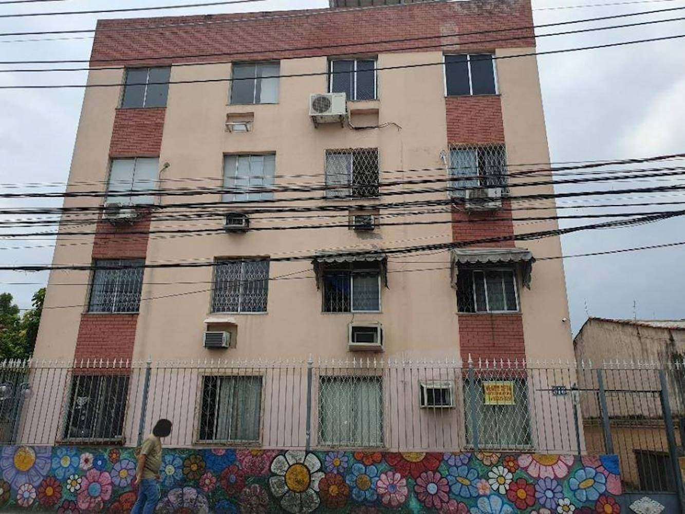 Foto 1 de 23: Apartamento em leilão em Rio de Janeiro - RJ — Apartamento em Praça Seca - Rio de Janeiro/RJ