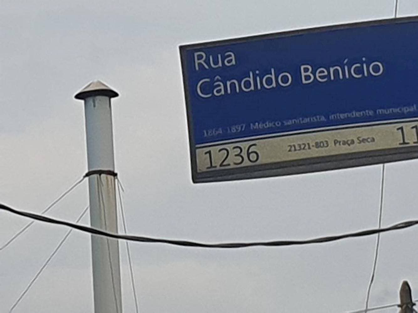 Foto 3 de 23: Apartamento em leilão em Rio de Janeiro - RJ — Apartamento em Praça Seca - Rio de Janeiro/RJ