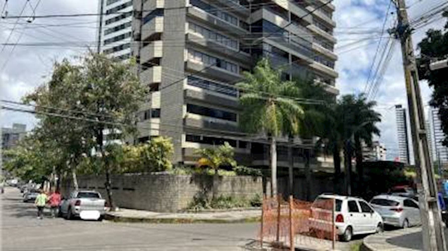 Foto 1 de 5: Apartamento em leilão em Recife - PE — Apartamento em Madalena - Recife/PE