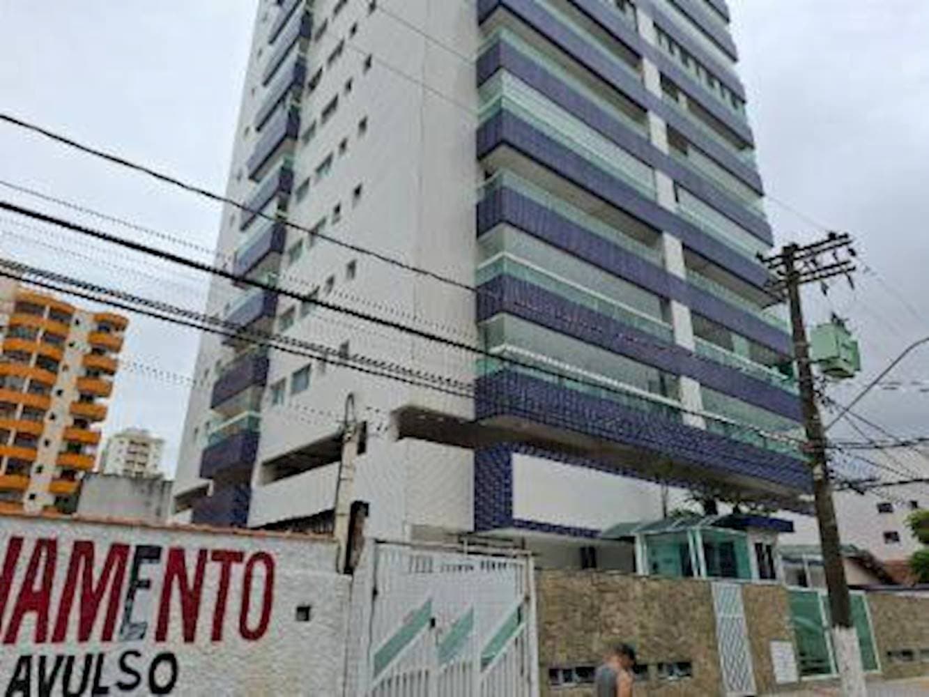 Foto 1 de 6: Apartamento em leilão em Praia Grande - SP — Apartamento no Ocian em Praia Grande/SP