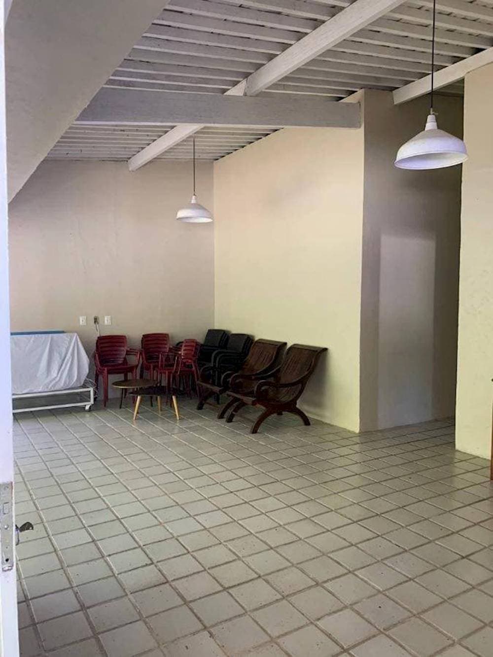 Foto 17 de 43: Casa em leilão em Paulista - PE — Casa em Maria Farinha - Paulista/PE