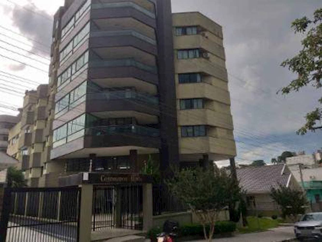 Foto 2 de 19: Apartamento em leilão em Lages - SC — Apartamento no Centro de Lages/SC