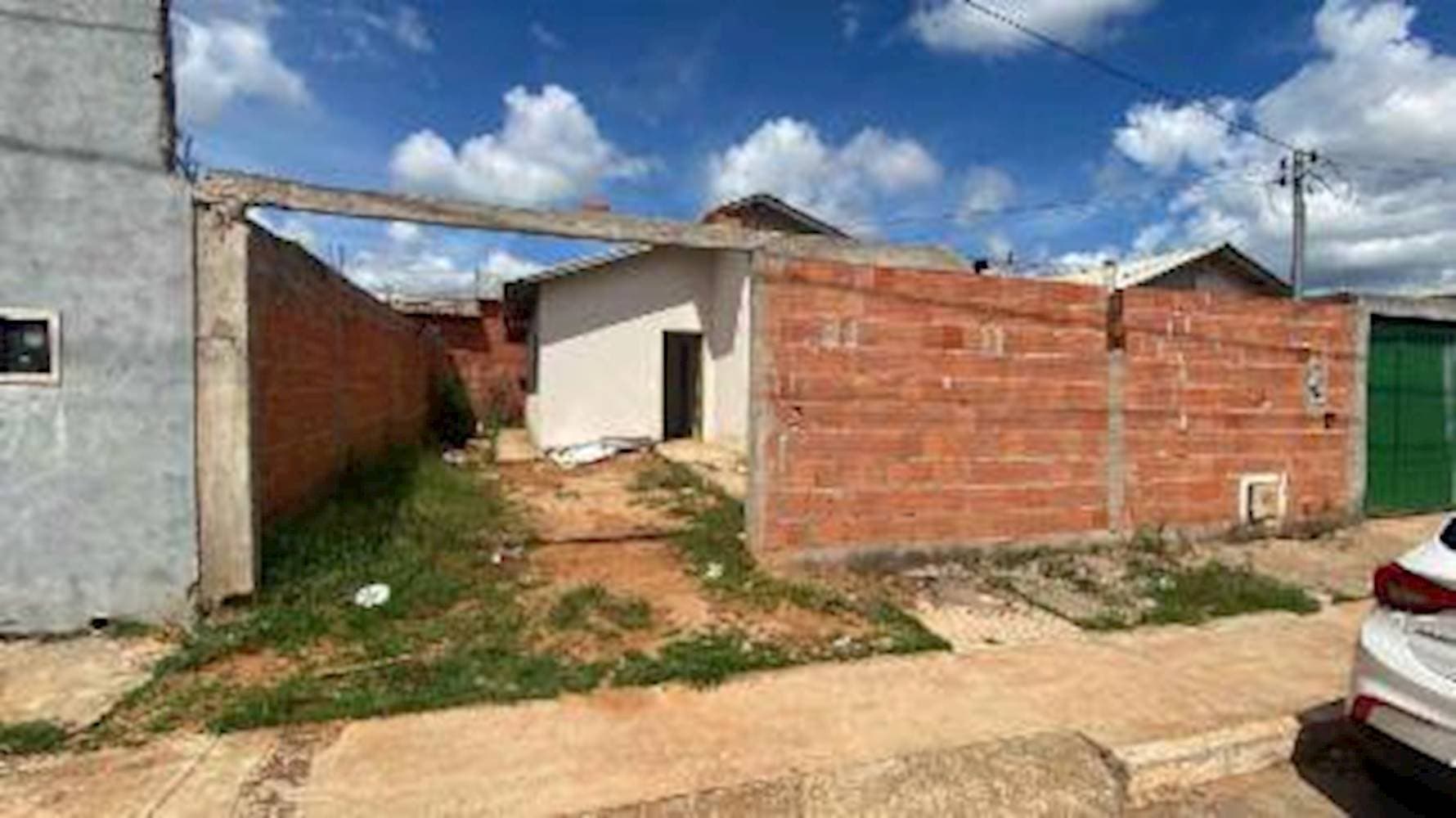 Foto 2 de 10: Casa em leilão em Planaltina - GO — Casa no Residencial São Francisco em Planaltina/GO