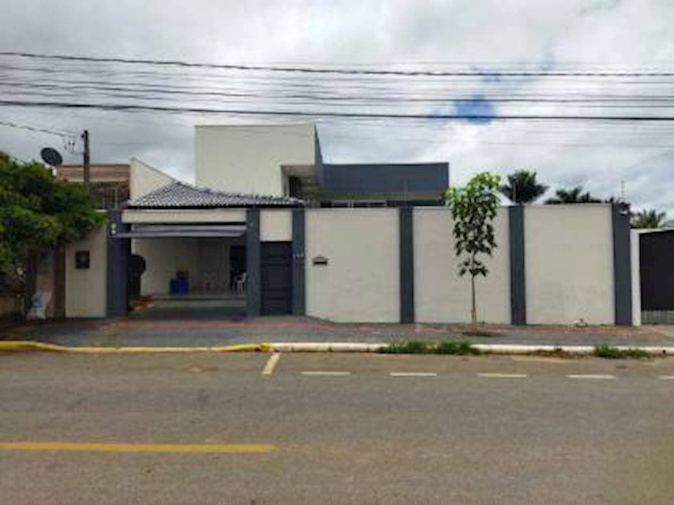 Foto 1 de 19: Casa em leilão em Sorriso - MT — Casa na Rota do Sola em Sorriso/MT