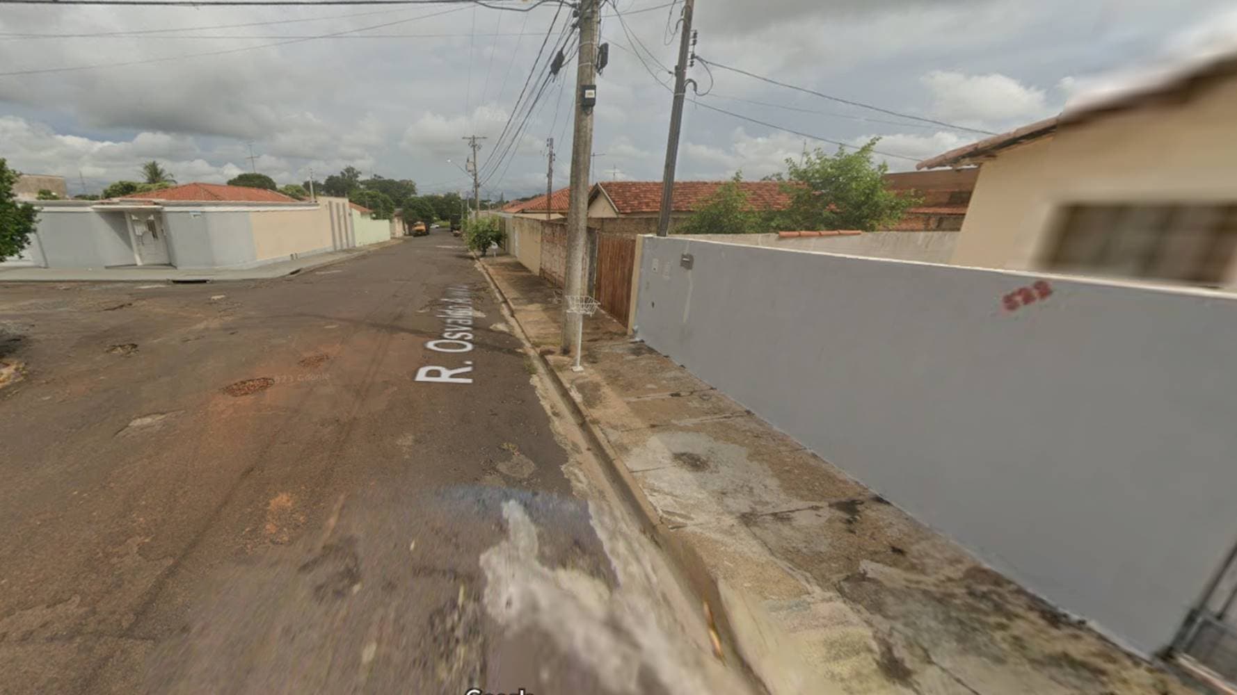 Foto 4 de 5: Casa em leilão em Araçatuba - SP — Casa em Guanabara - Araçatuba/SP