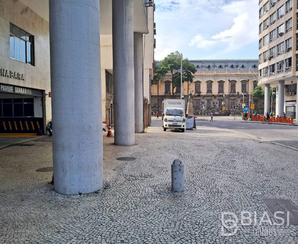 Foto 5 de 10: Terreno em leilão em Rio de Janeiro - RJ — 04 Salas Comerciais no “Edifício Auto Parque Guanabara” – Centro – Rio de Janeiro/RJ