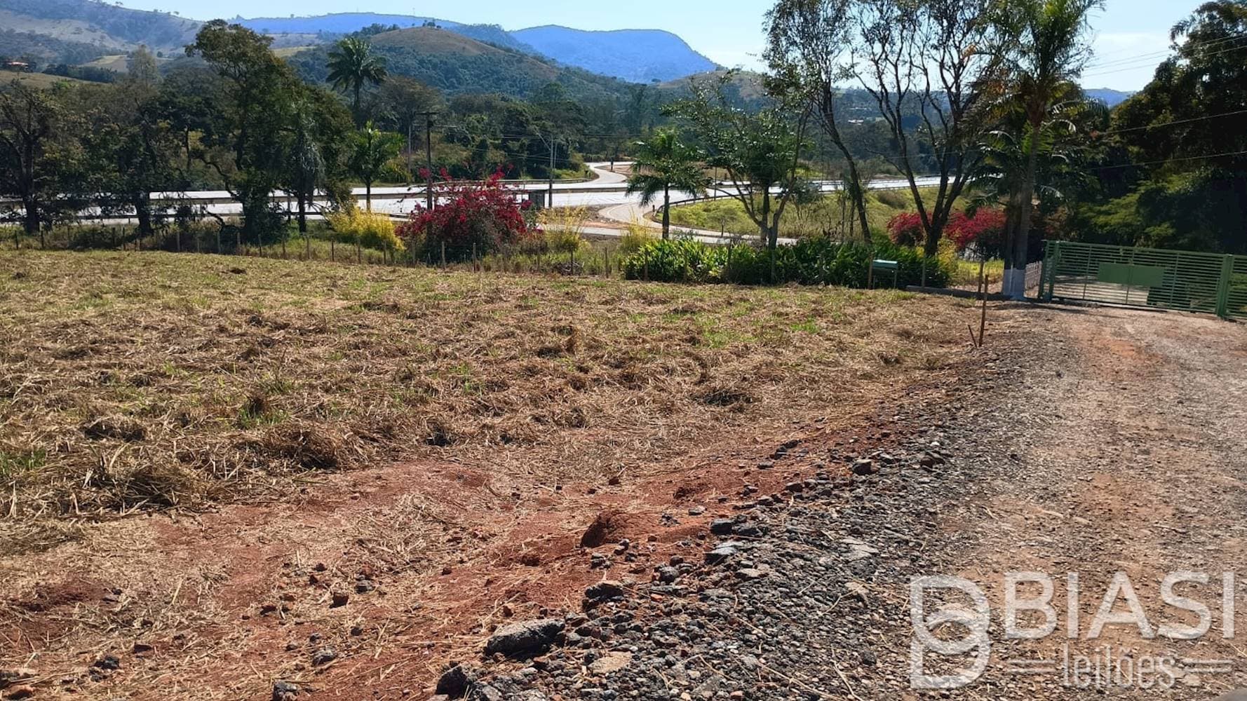 Foto 2 de 12: Terreno em leilão em Carmópolis de Minas - MG — Terreno em Carmópolis de Minas/MG | Lote 1-B | 3.745,42 m²