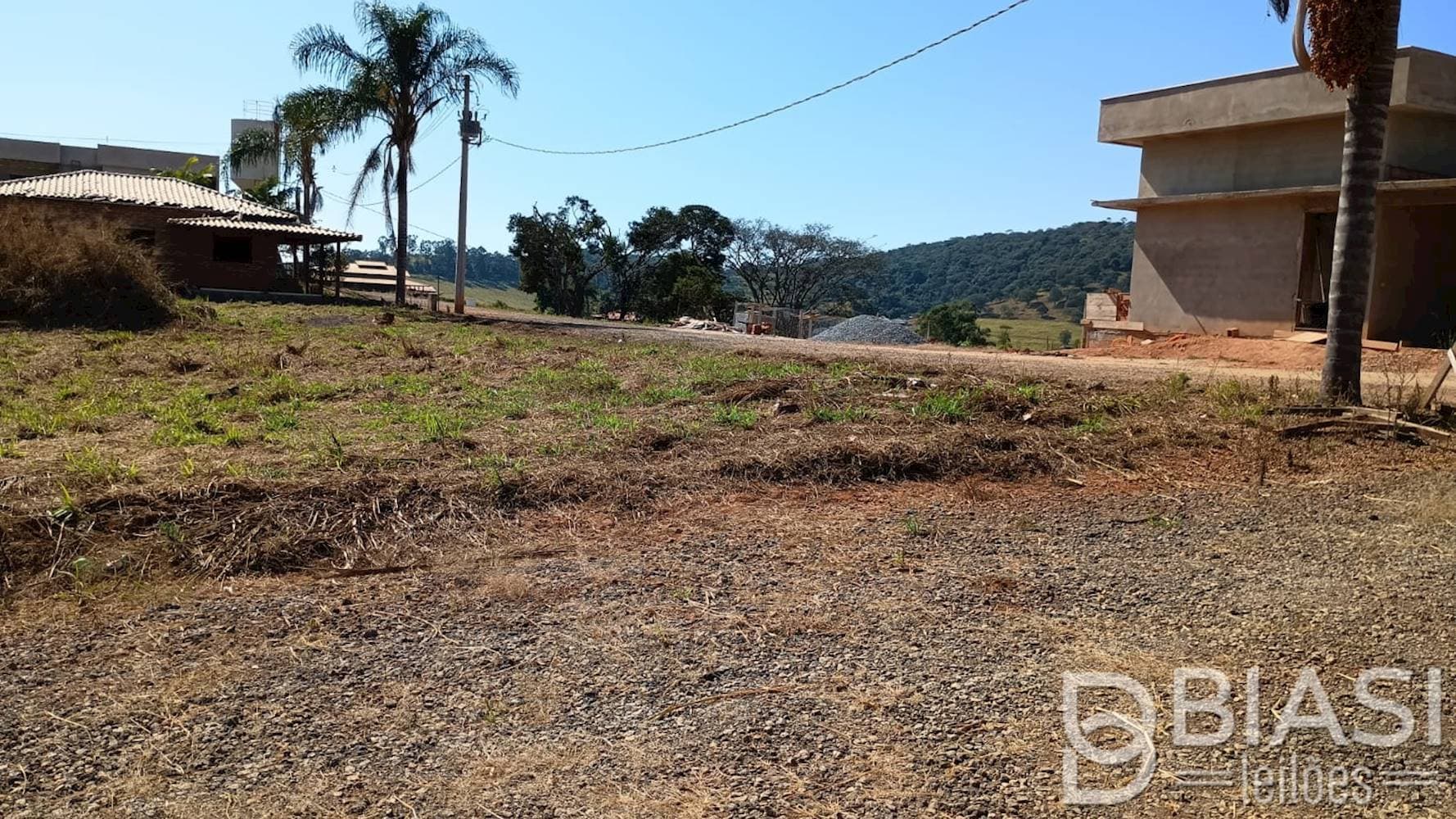 Foto 1 de 12: Terreno em leilão em Carmópolis de Minas - MG — Terreno em Carmópolis de Minas/MG | Lote 10 - Quadra 02 | 800,00 m²