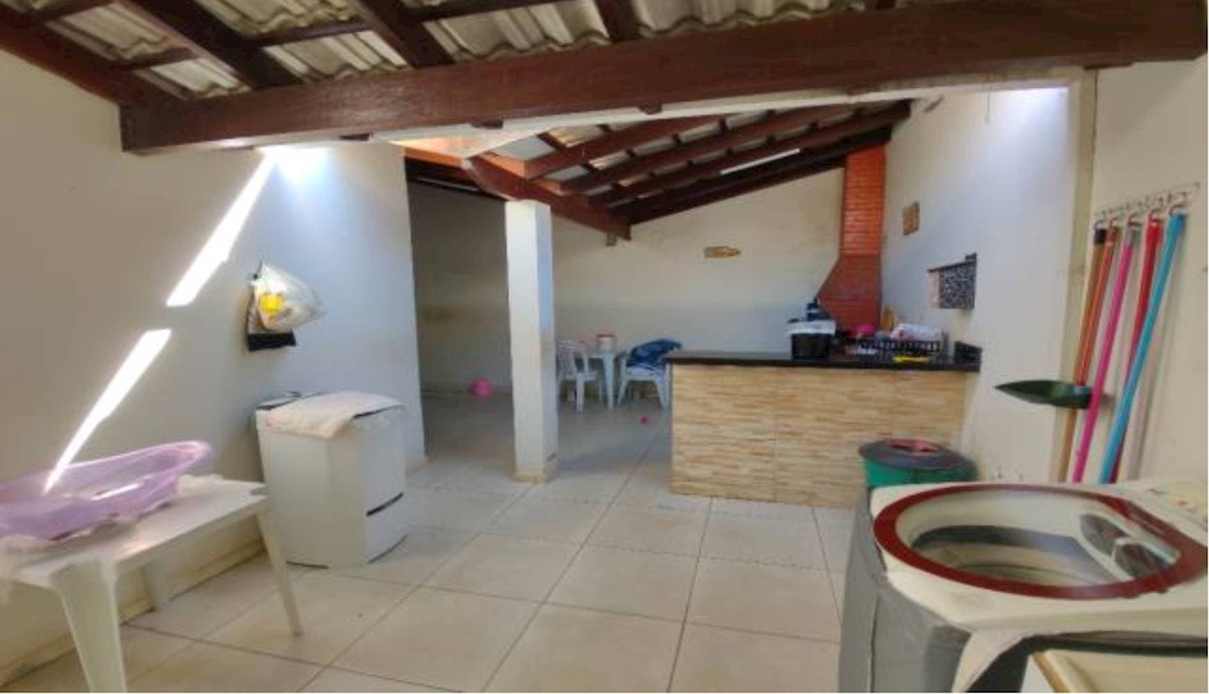 Foto 13 de 23: Casa em leilão em Araguari - MG — Casa no Conjunto Ouro Verde em Araguari/MG