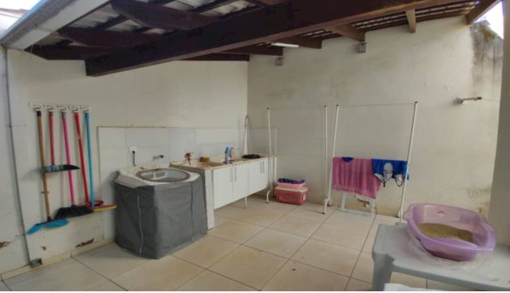 Foto 15 de 23: Casa em leilão em Araguari - MG — Casa no Conjunto Ouro Verde em Araguari/MG