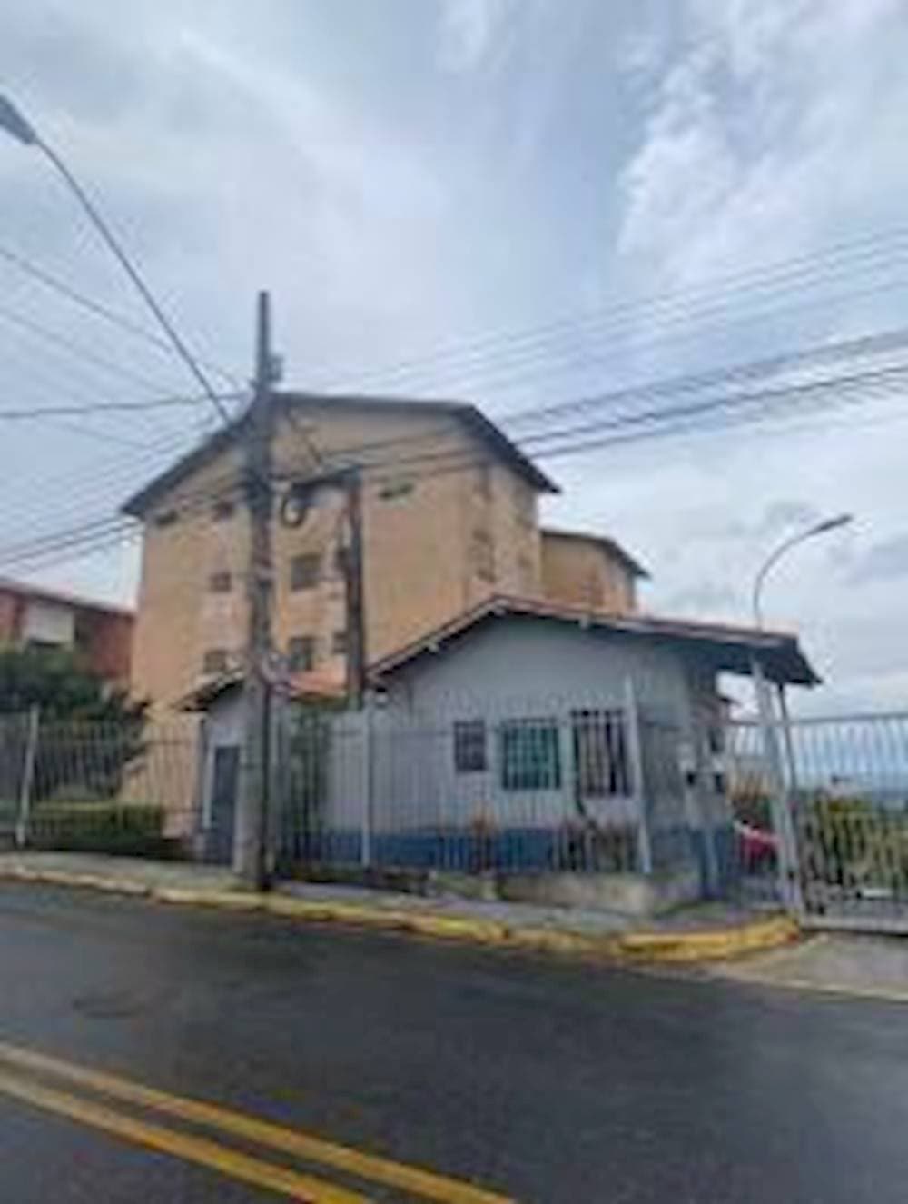 Foto 2 de 3: Apartamento em leilão em Mogi das Cruzes - SP — Apartamento no Jardim Esperança em Mogi Das Cruzes/SP