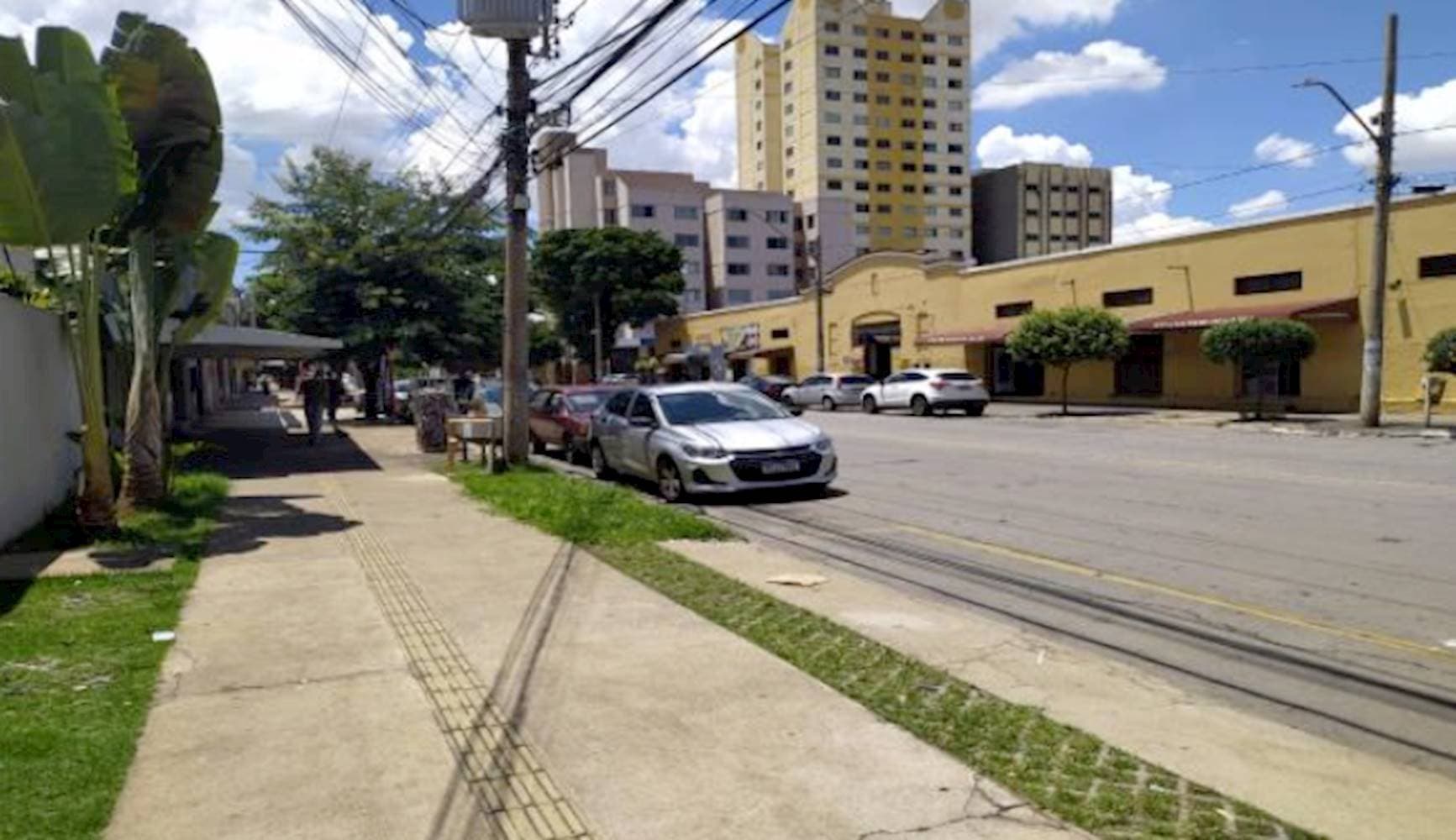 Foto 5 de 46: Casa em leilão em Goiânia - GO — Casa no Setor Central em Goiânia/GO
