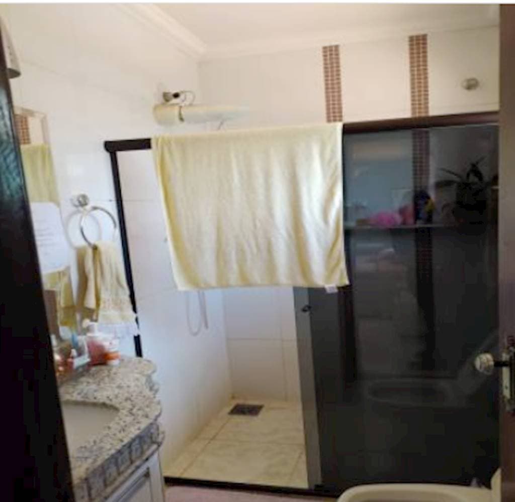 Foto 32 de 46: Casa em leilão em Goiânia - GO — Casa no Setor Central em Goiânia/GO