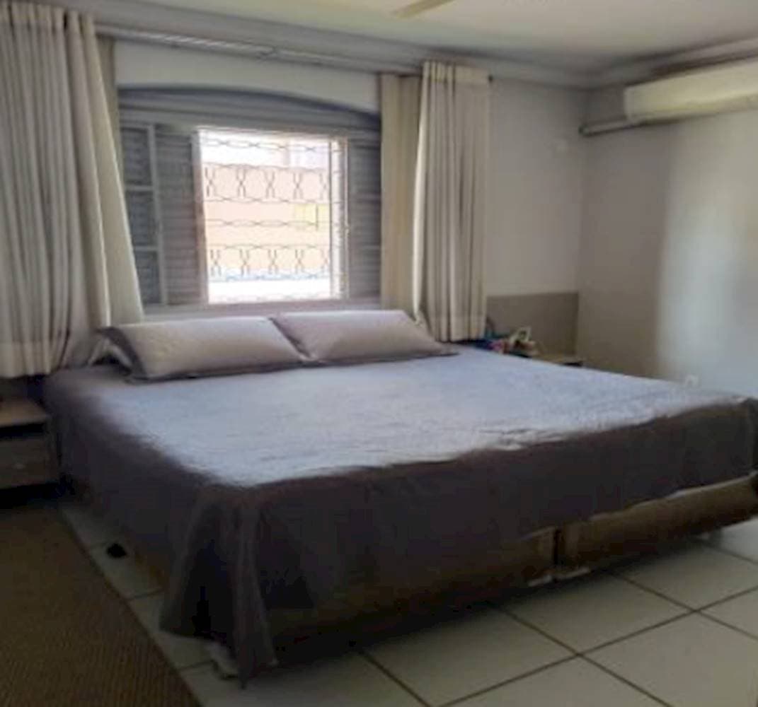Foto 34 de 46: Casa em leilão em Goiânia - GO — Casa no Setor Central em Goiânia/GO