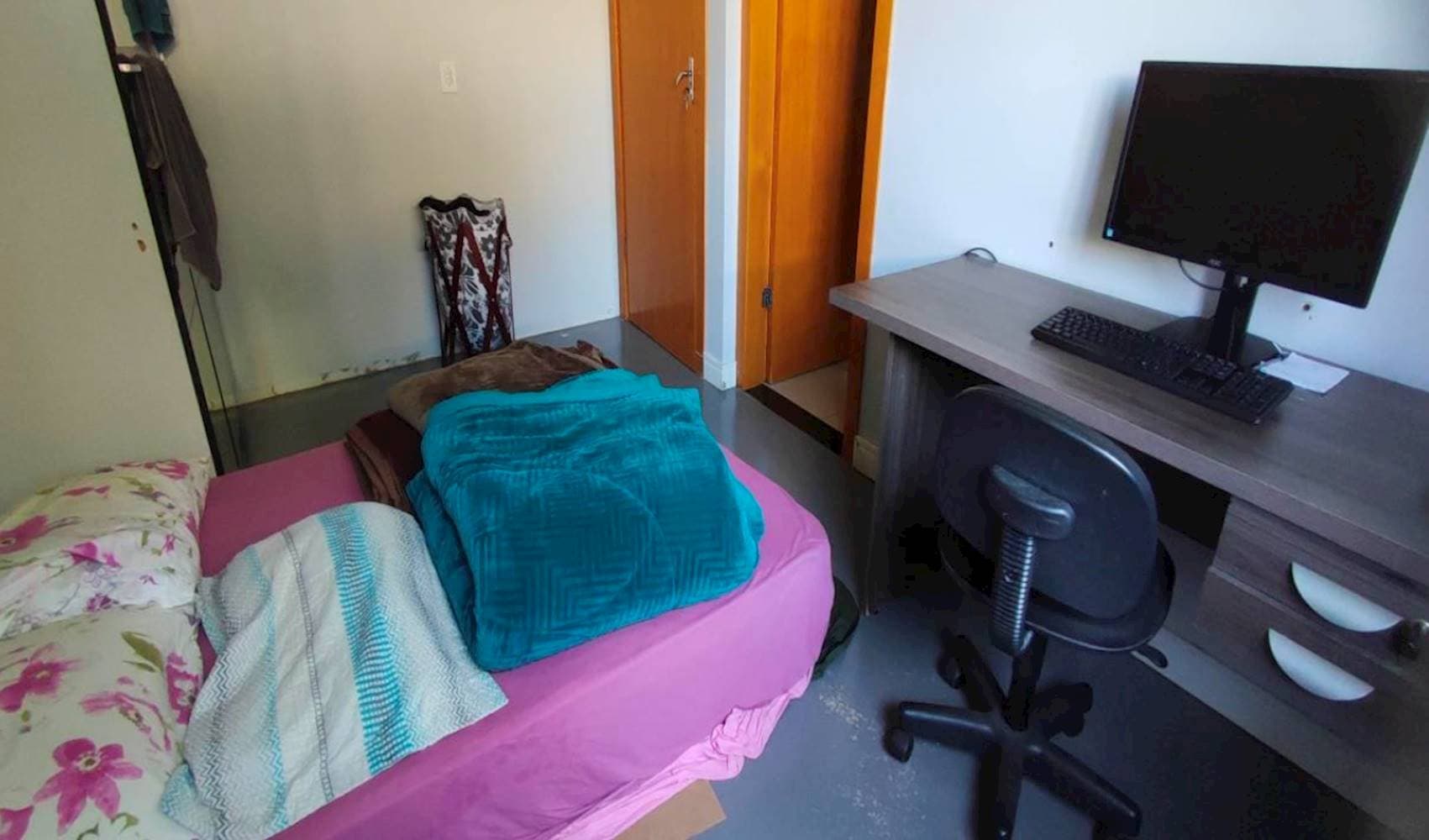 Foto 18 de 36: Casa em leilão em Foz do Iguaçu - PR — Casa no Porto Dourado em Foz do Iguaçu/PR