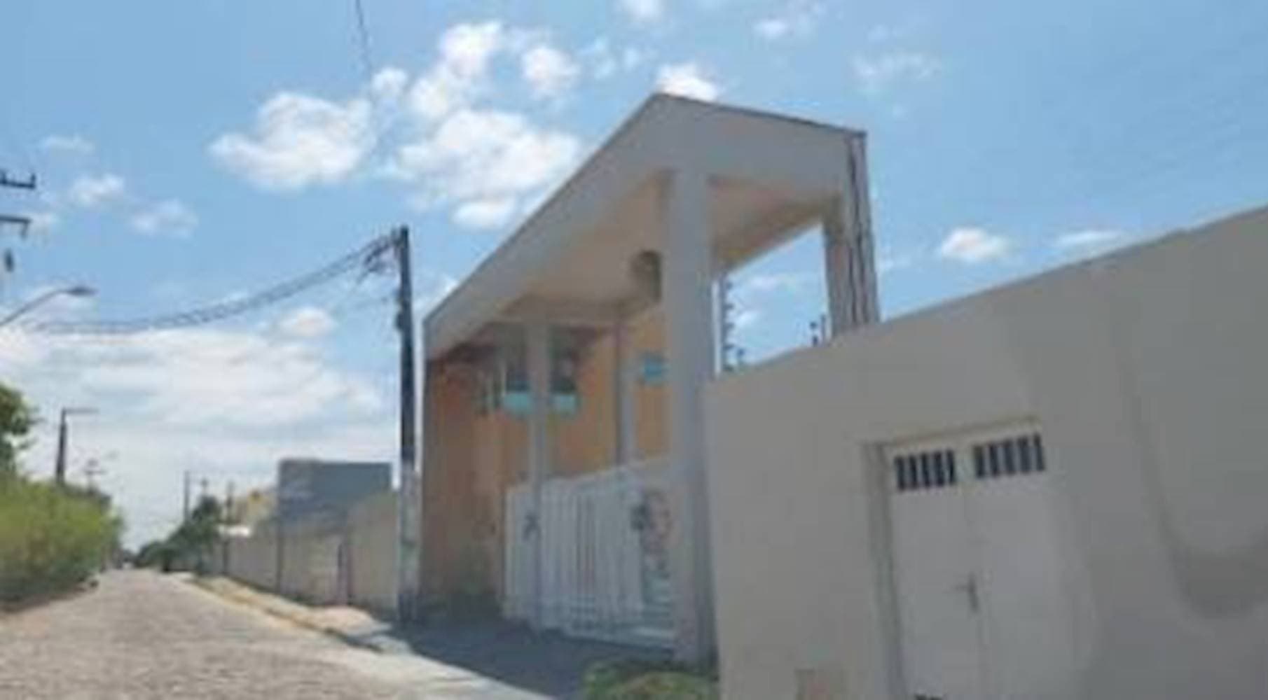 Foto 1 de 5: Apartamento em leilão em Eusébio - CE — Apatamento em Lagoinha - Eusébio/CE