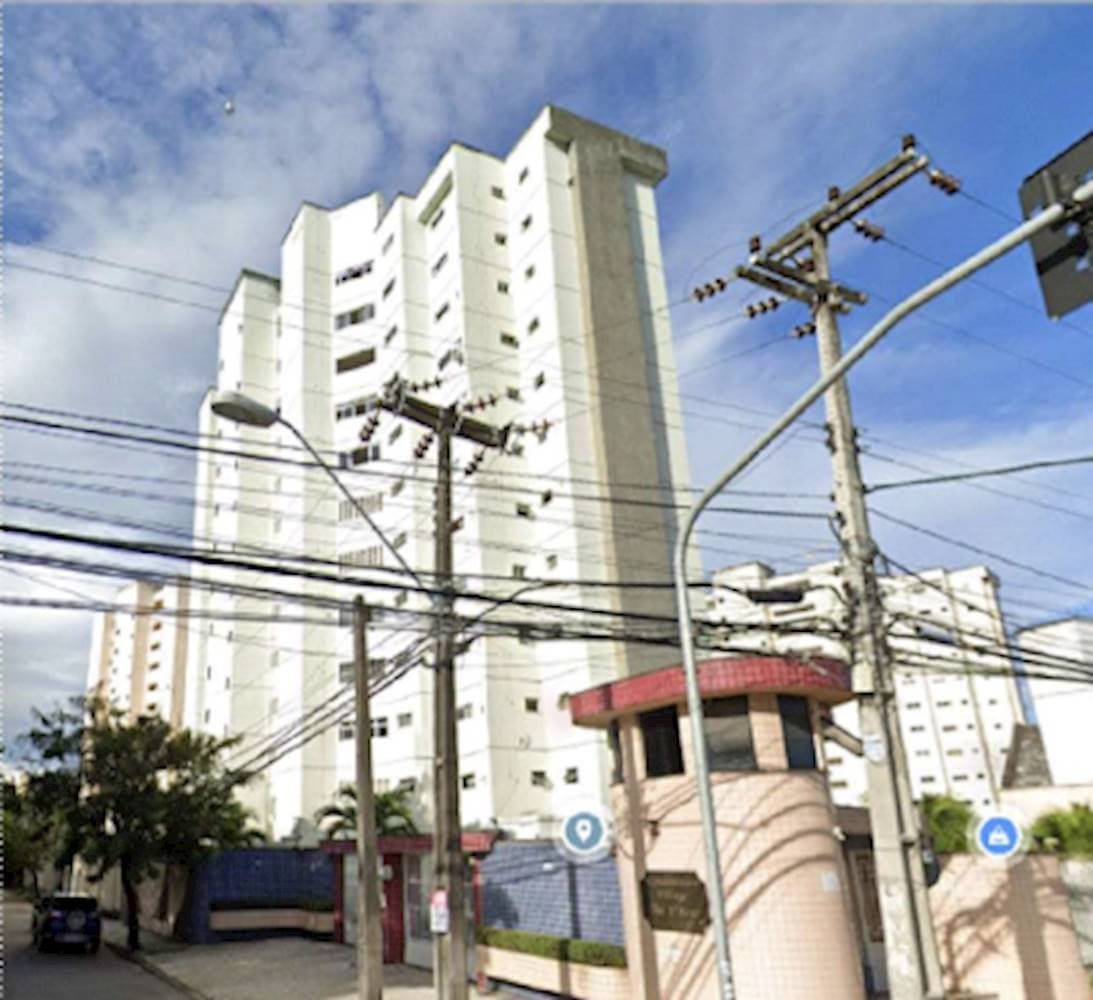 Apartamento em leilão em Fortaleza - CE — Apartamento no Bairro de Fátima em Fortaleza/CE