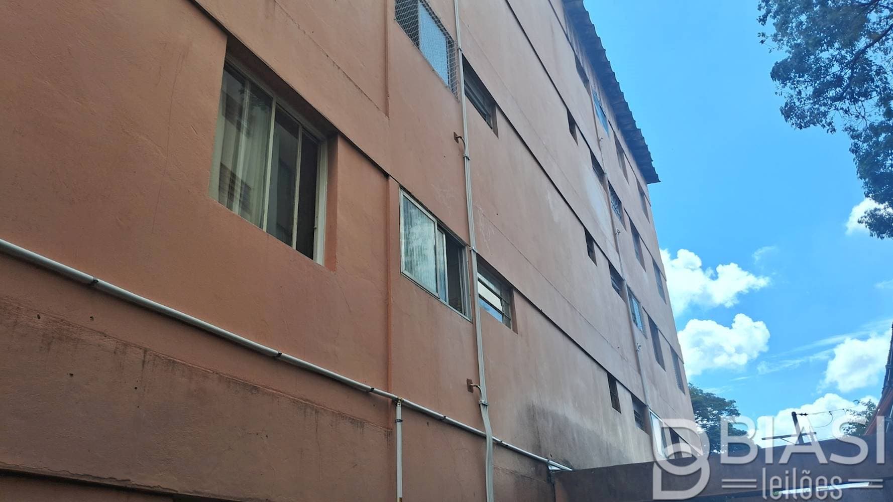 Foto 5 de 9: Apartamento em leilão em São Paulo - SP — Apartamento no "Condominio Edifício Rio Negro" - Jardim Brasil - São Paulo/SP