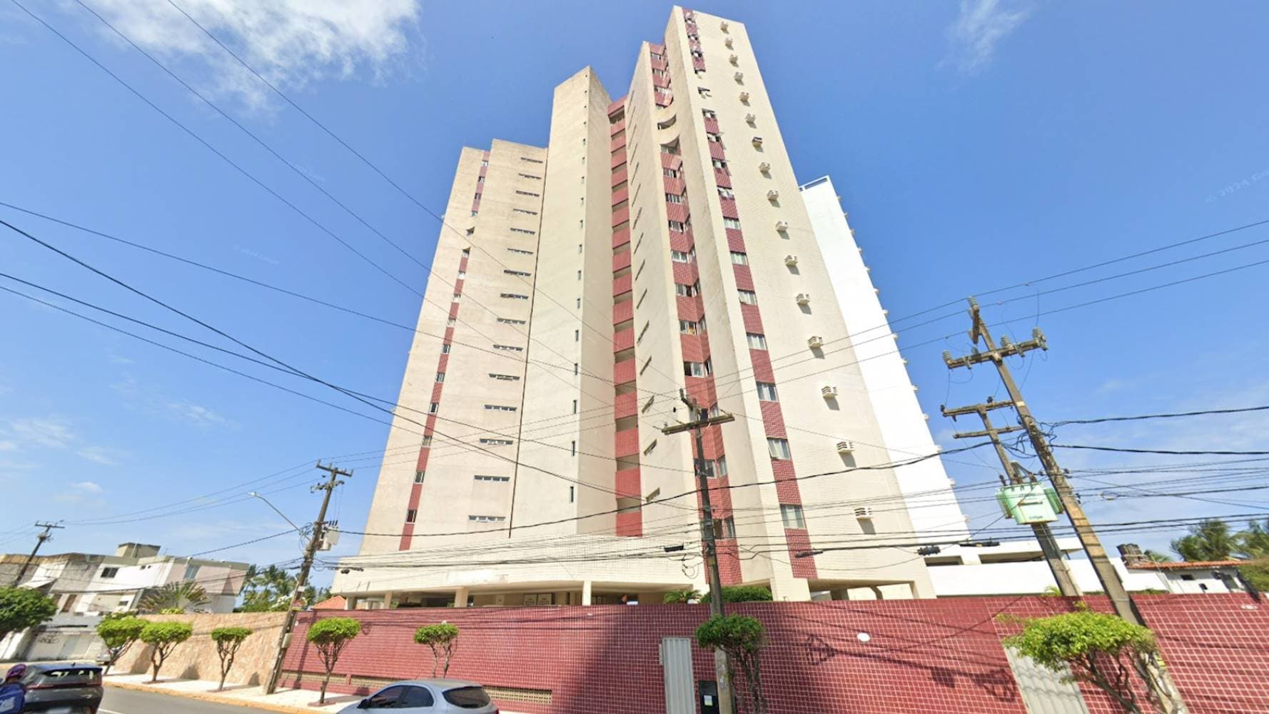 Foto 4 de 6: Apartamento em leilão em Jaboatão Dos Guararapes - PE — Apartamento no "Edifício Studio Flora Purim" - Candeias - Jaboatão dos Guararapes/PE