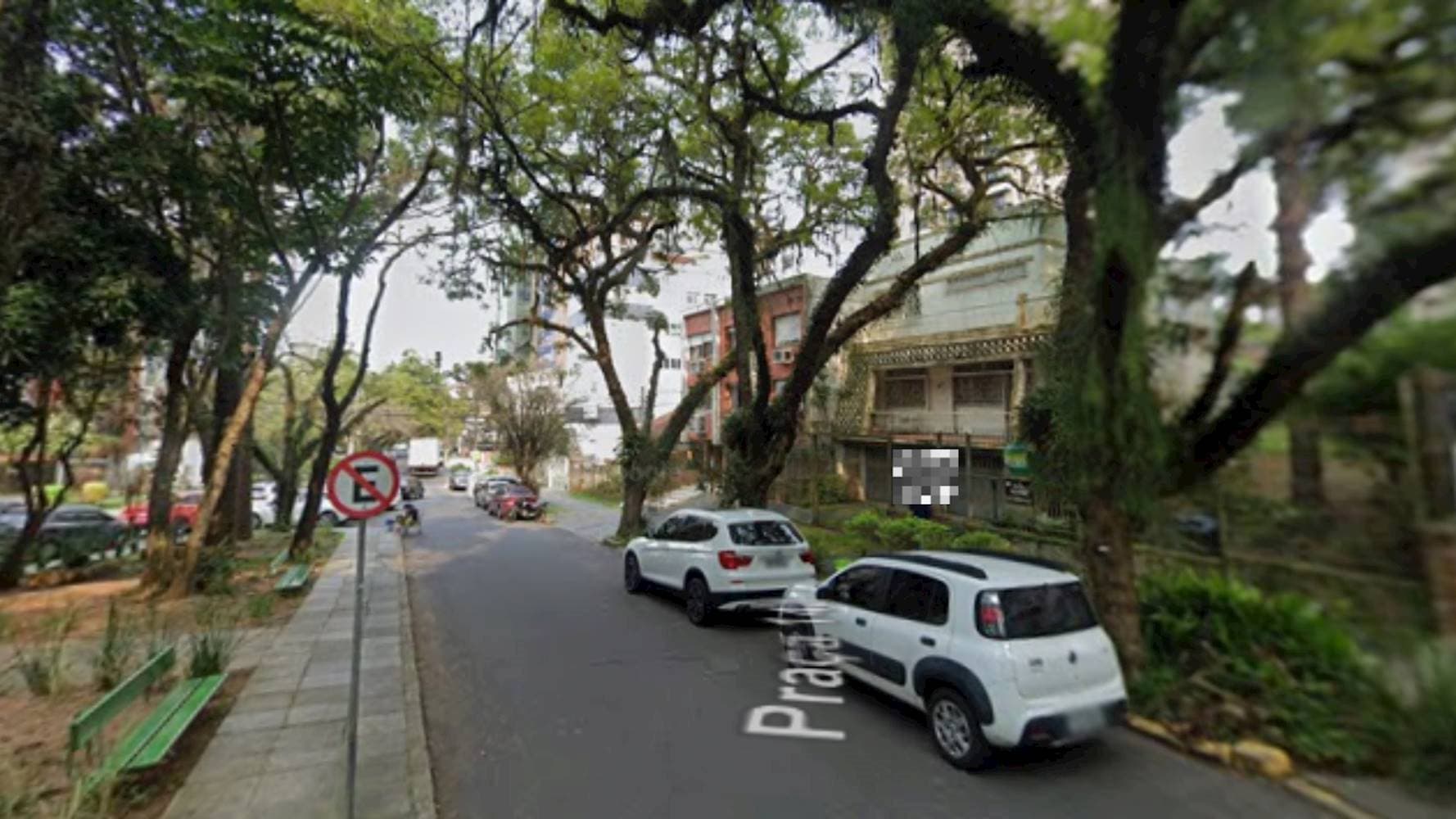 Foto 5 de 6: Apartamento em leilão em Porto Alegre - RS — Apartamento no "Edifício  Residencial Refuge" - Petrópolis - Porto Alegre/RS