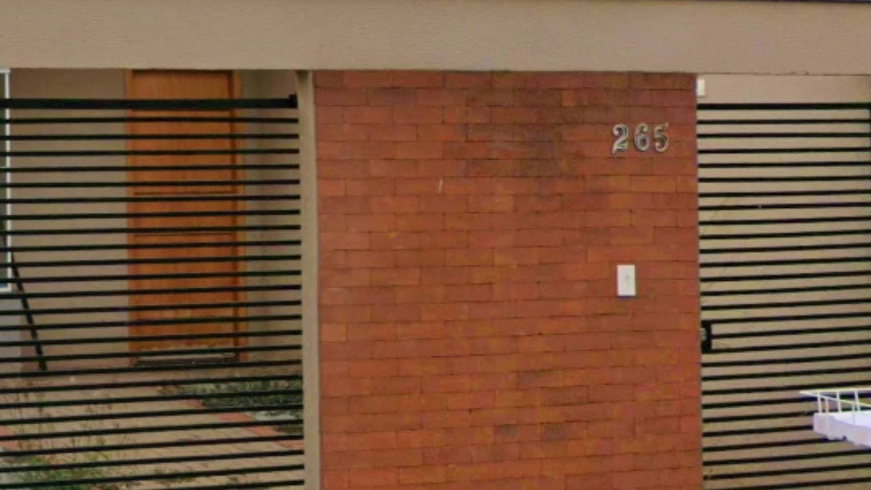 Foto 3 de 6: Casa em leilão em Londrina - PR — Casa no Jardim Leonor - Londrina/PR