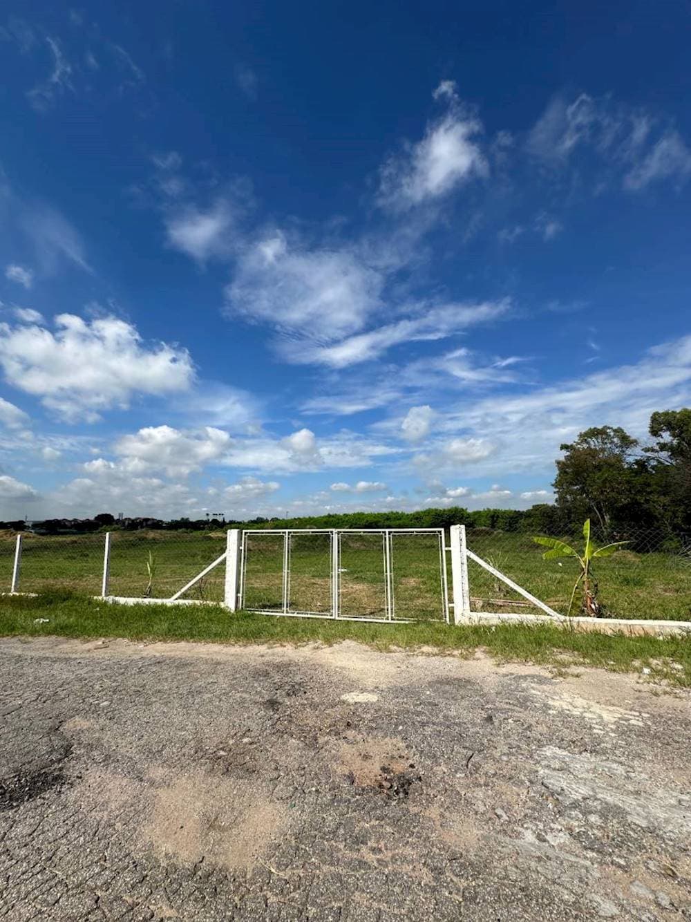 Foto 1 de 9: Terreno em leilão em Sorocaba - SP — Terreno em Itangua - Sorocaba/SP