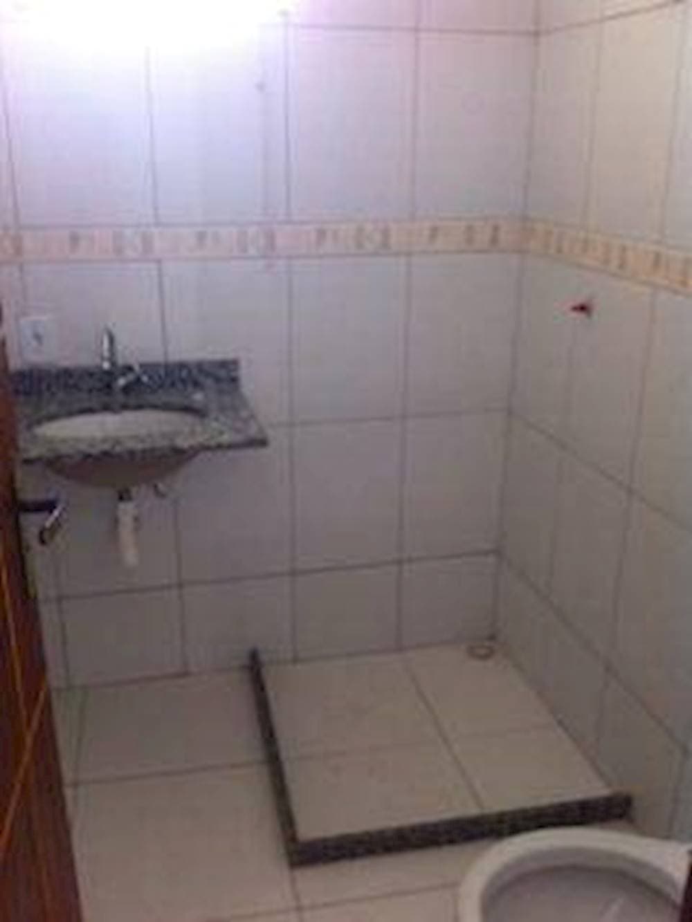 Foto 8 de 9: Casa em leilão em São Gonçalo - RJ — Casa de Condomínio - Tiradentes - São Gonçalo/RJ