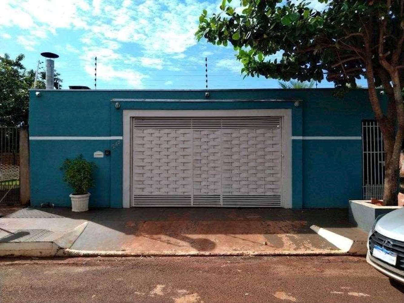 Foto 2 de 28: Casa em leilão em Rio Brilhante - MS — Casa no Centro - Rio Brilhante/MS