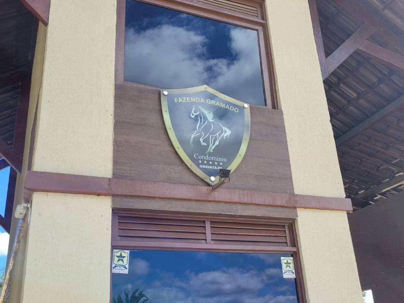 Foto 2 de 73: Casa em leilão em Gravatá - PE — Casa em Condomínio Fazenda Gramado - Santana - Gravatá/PE