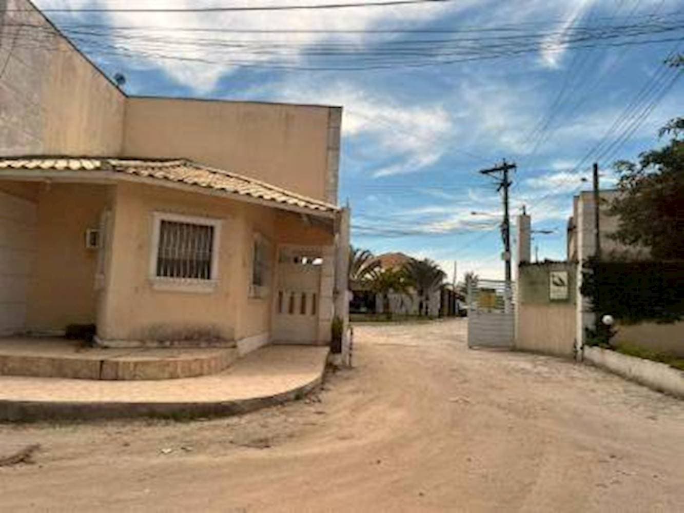 Foto 5 de 8: Casa em leilão em Itaboraí - RJ — Casa em Condomínio na Vila Gabriela - Itaboraí/RJ