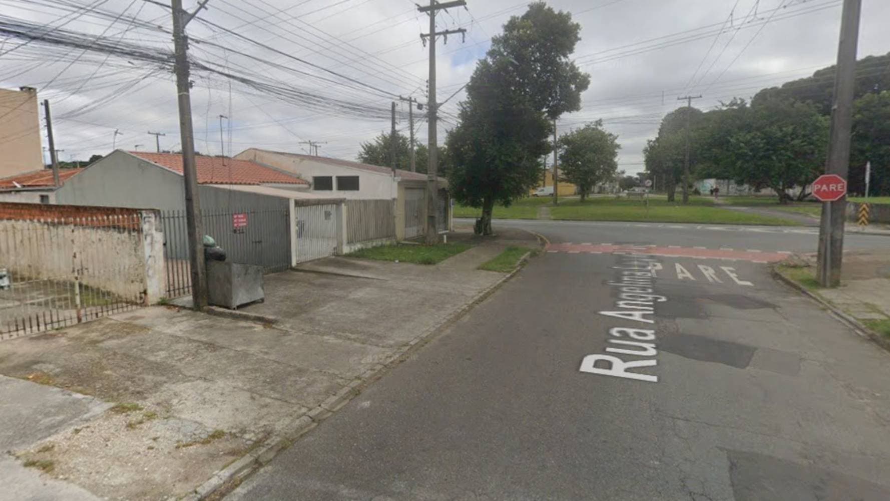 Foto 5 de 6: Casa em leilão em Curitiba - PR — Casa em Boqueirão  - Curitiba/PR