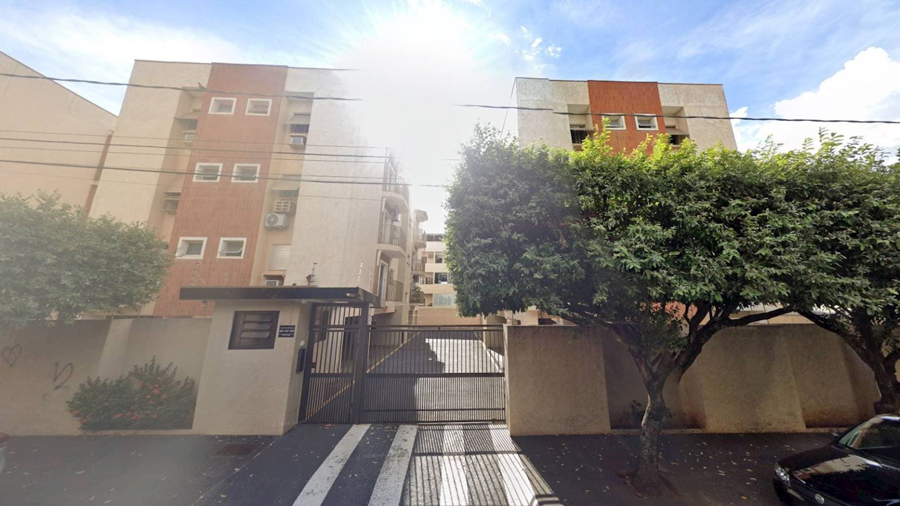 Foto 1 de 5: Apartamento em leilão em São José Do Rio Preto - SP — Apartamento no "Condomínio Residencial Riopretana I" - Higienópolis - São José do Rio Preto/SP