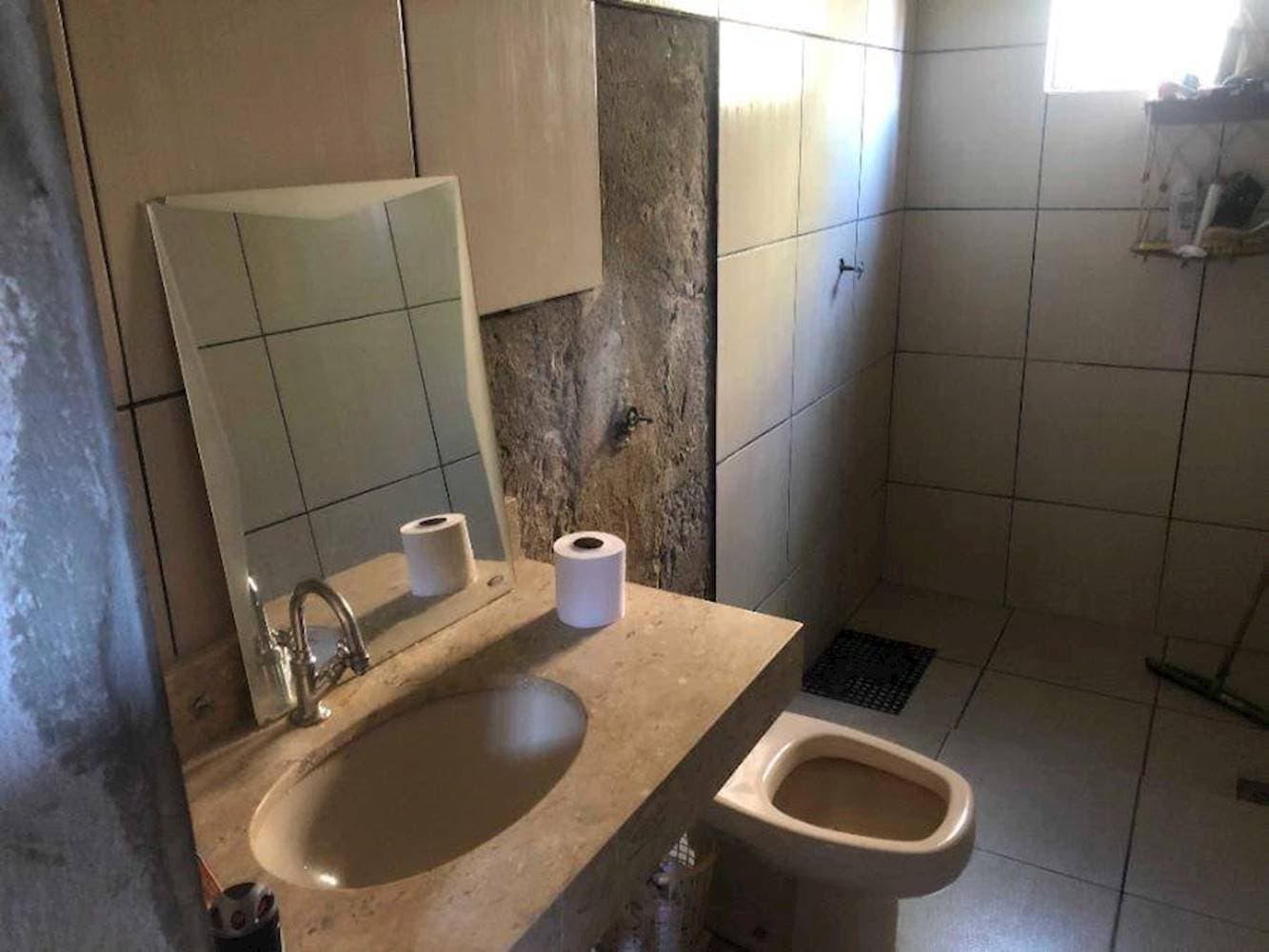 Foto 7 de 15: Casa em leilão em Palmeiras De Goiás - GO — Casa na Vila Resio - Palmeiras De Goiás/GO
