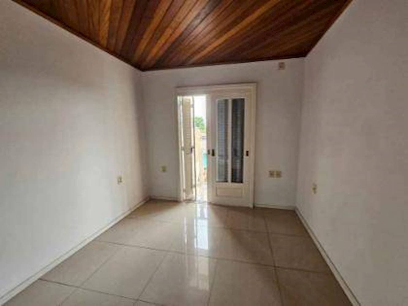 Foto 20 de 31: Casa em leilão em Canoas - RS — Casa em Estância Velha - Canoas/RS