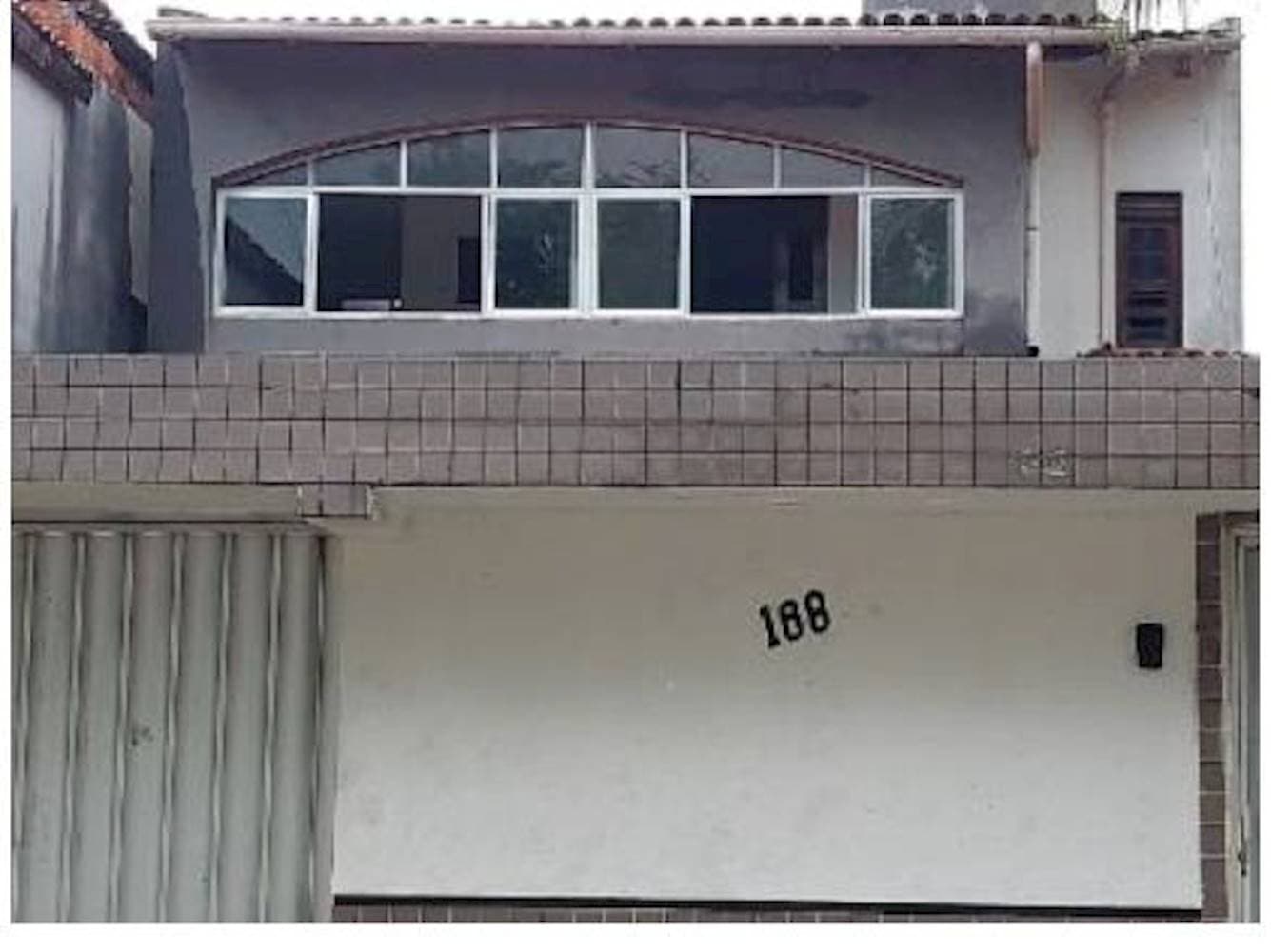 Foto 2 de 3: Casa em leilão em Fortaleza - CE — Casa em Cambeba - Fortaleza/CE